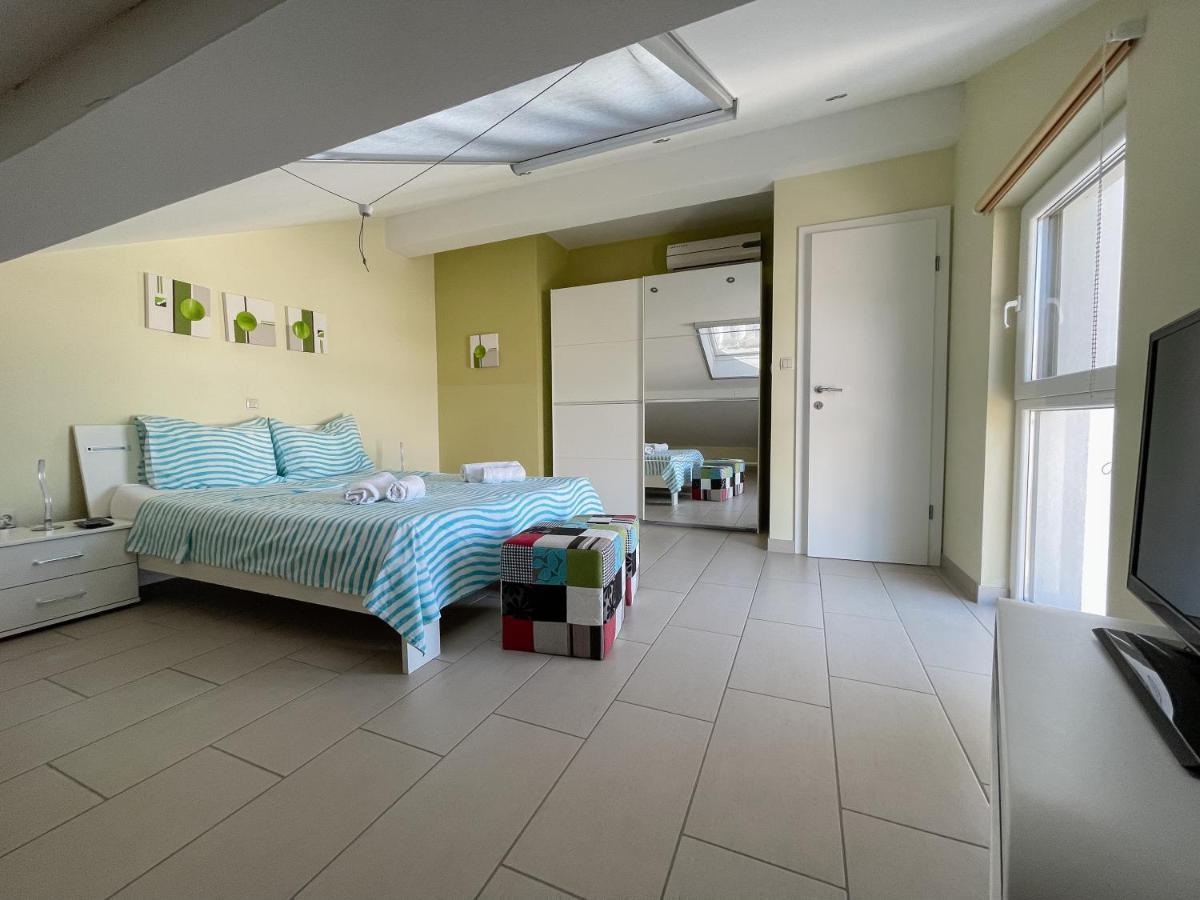 Ferienhaus Ivanka Appartement Trogir Buitenkant foto